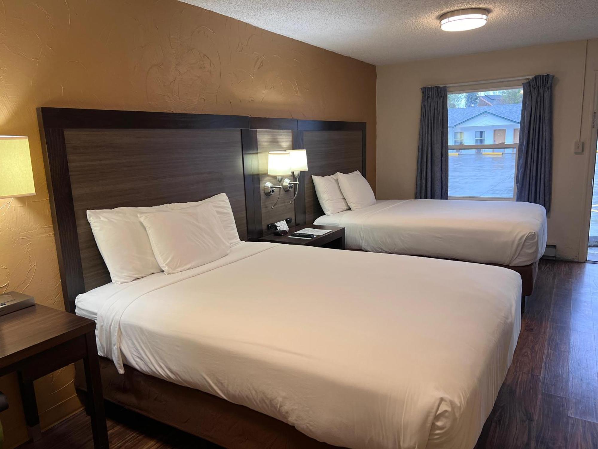 Sunrise Motor Inn Cody Bagian luar foto