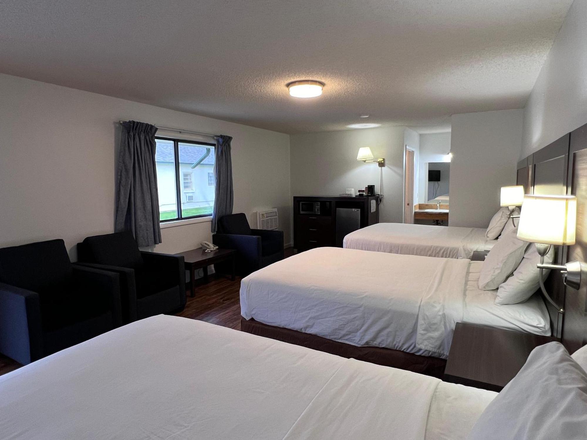 Sunrise Motor Inn Cody Bagian luar foto