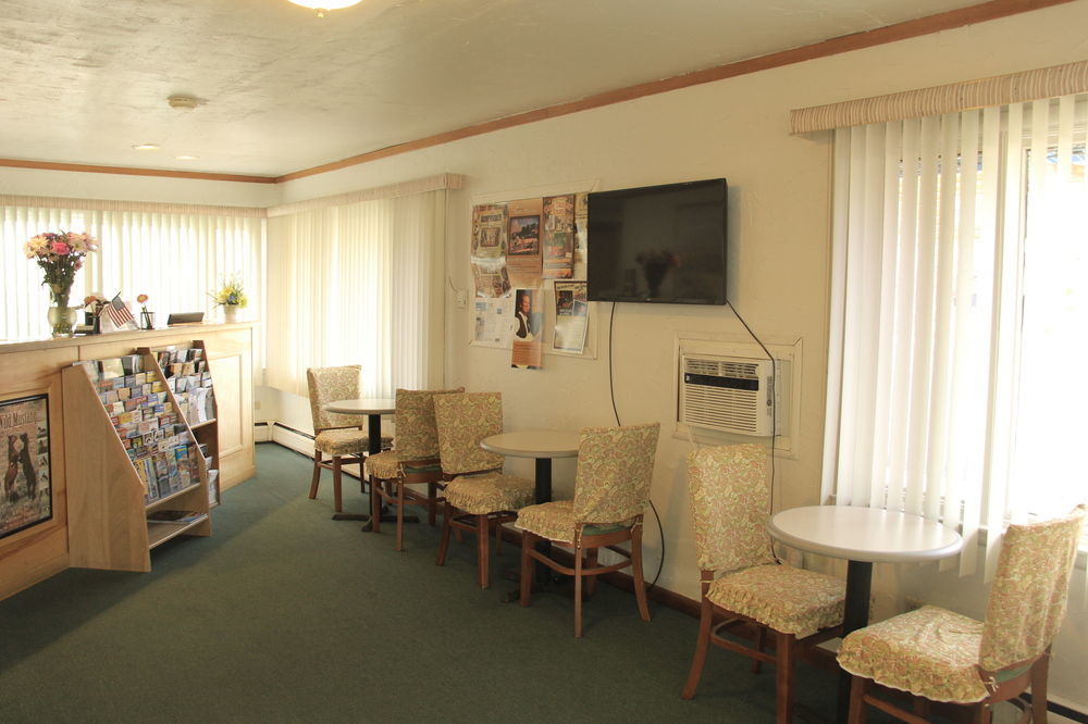 Sunrise Motor Inn Cody Bagian luar foto